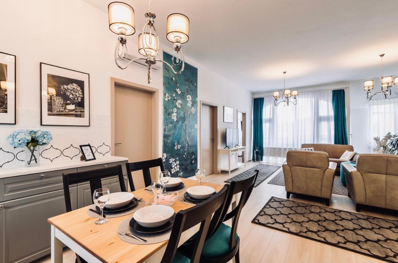 Mosonmagyaróvár Monarchia Apartman Grand מראה חיצוני תמונה