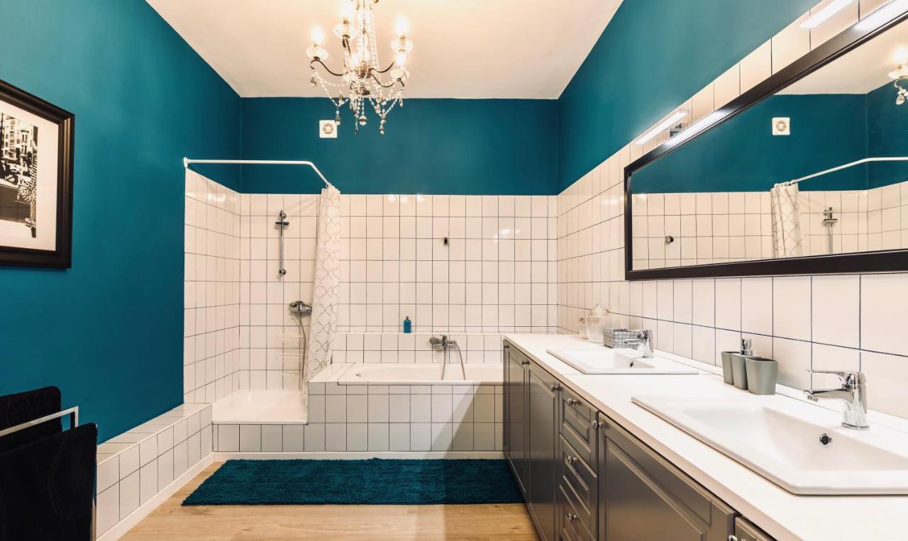 Mosonmagyaróvár Monarchia Apartman Grand מראה חיצוני תמונה